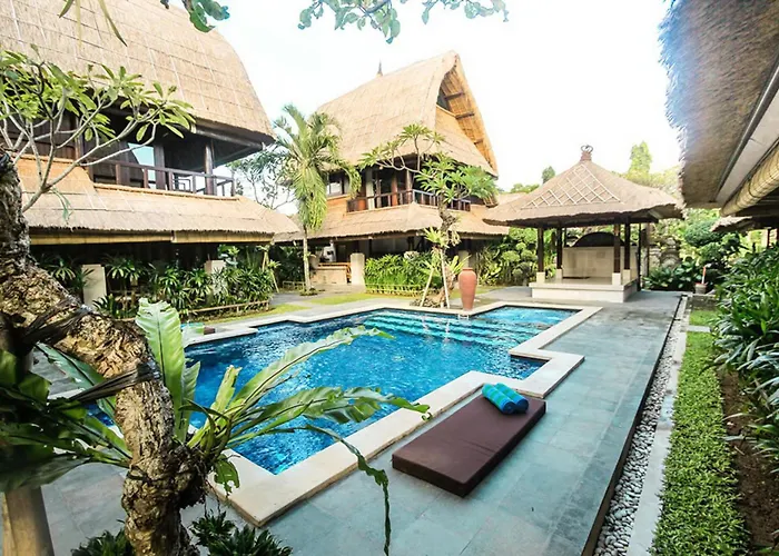 Radiant Jepun Villa Legian 